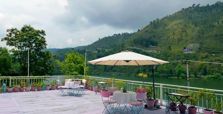 Fishermen'S Lodge - A Lake Facing Hotel Near Nainital Бхимтал Экстерьер фото